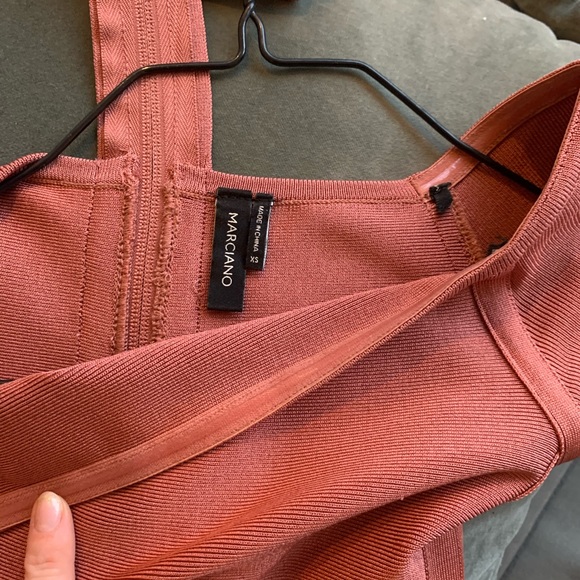 GUESS Marciano bodycon dress with choker detail - Picture 6 of 6